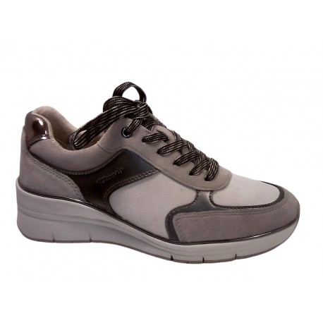 23764-43 TAMARIS MATERIALMIX AUS LEDER UND SYNTHET - 3A4 TAUPE