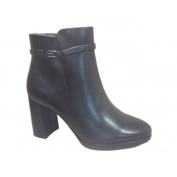 25032-47 TAMARIS ESSENTIALS SYNTHETIK - 020 BLACK